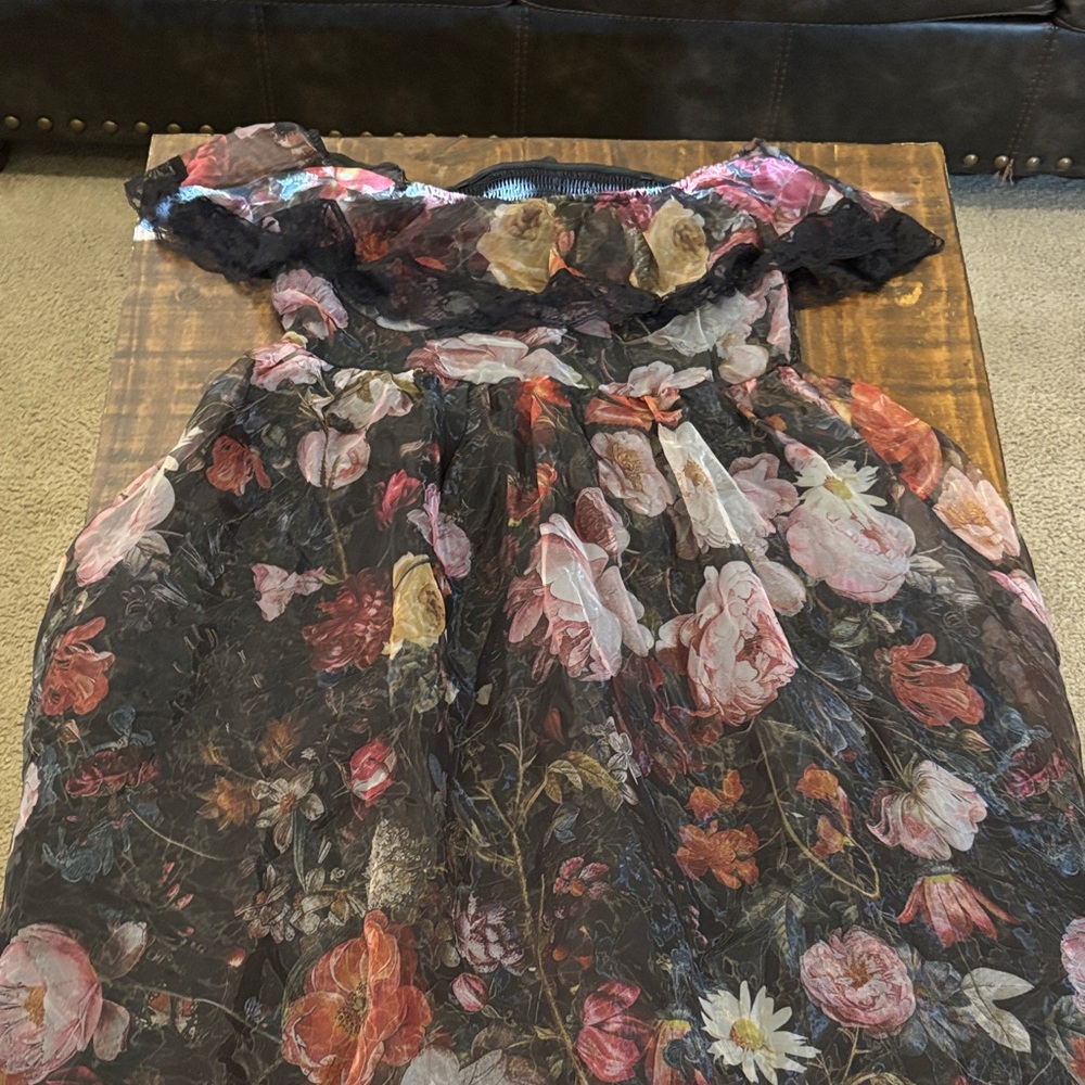 Floral Dress - Black and Pink